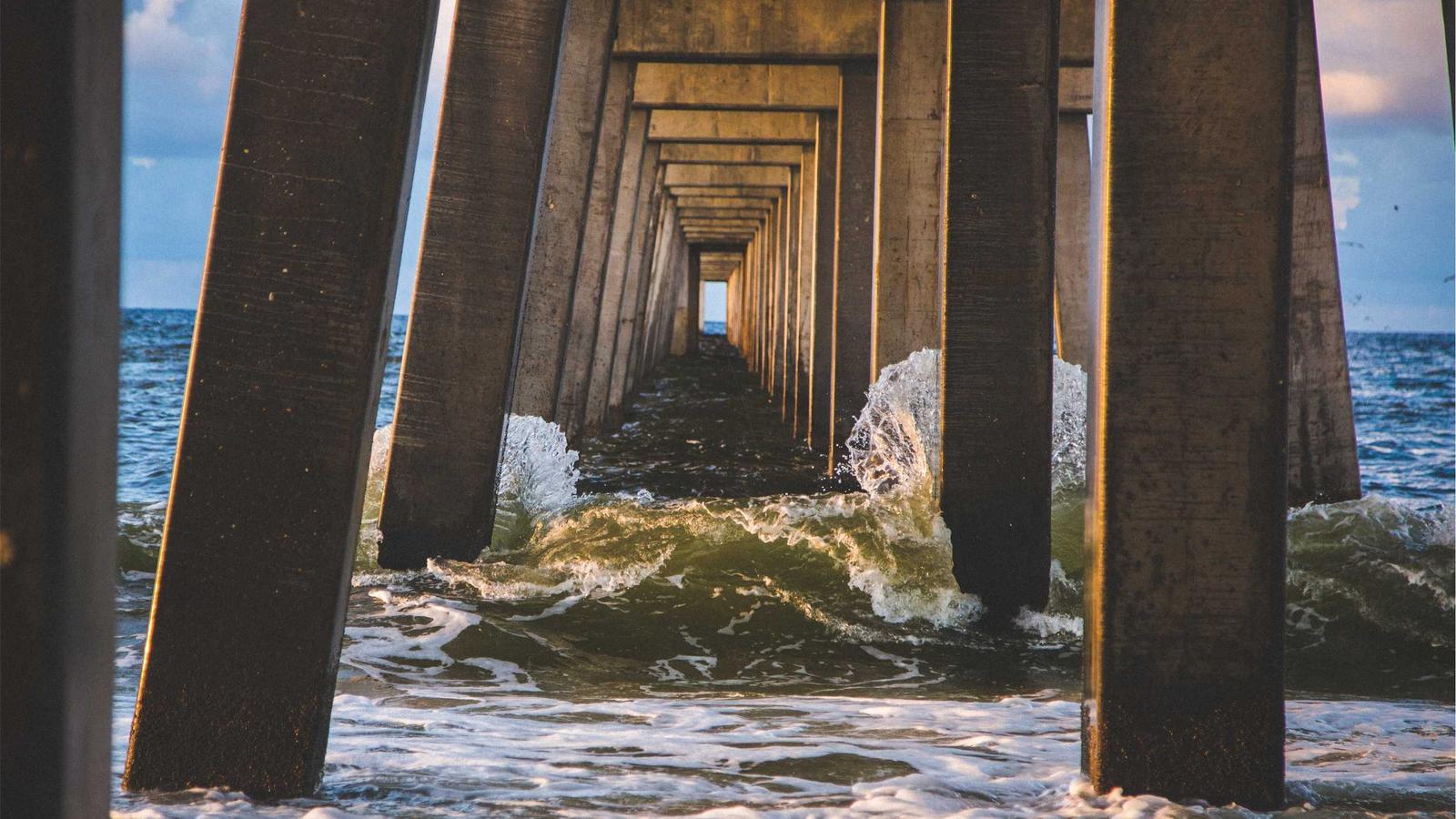 Trump obliga a centros de datos IA a pagar su electricidad